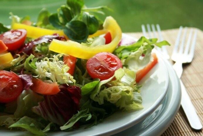 dārzeņu salāti svara zaudēšanai ar pareizu uzturu